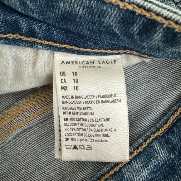 American eagle size 10 stretchy jean short (high rise) - Picture 3 of 4